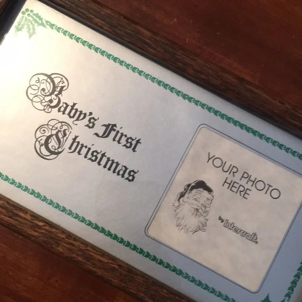 New VTG Christmas Frame Holds 3”X3” Photo